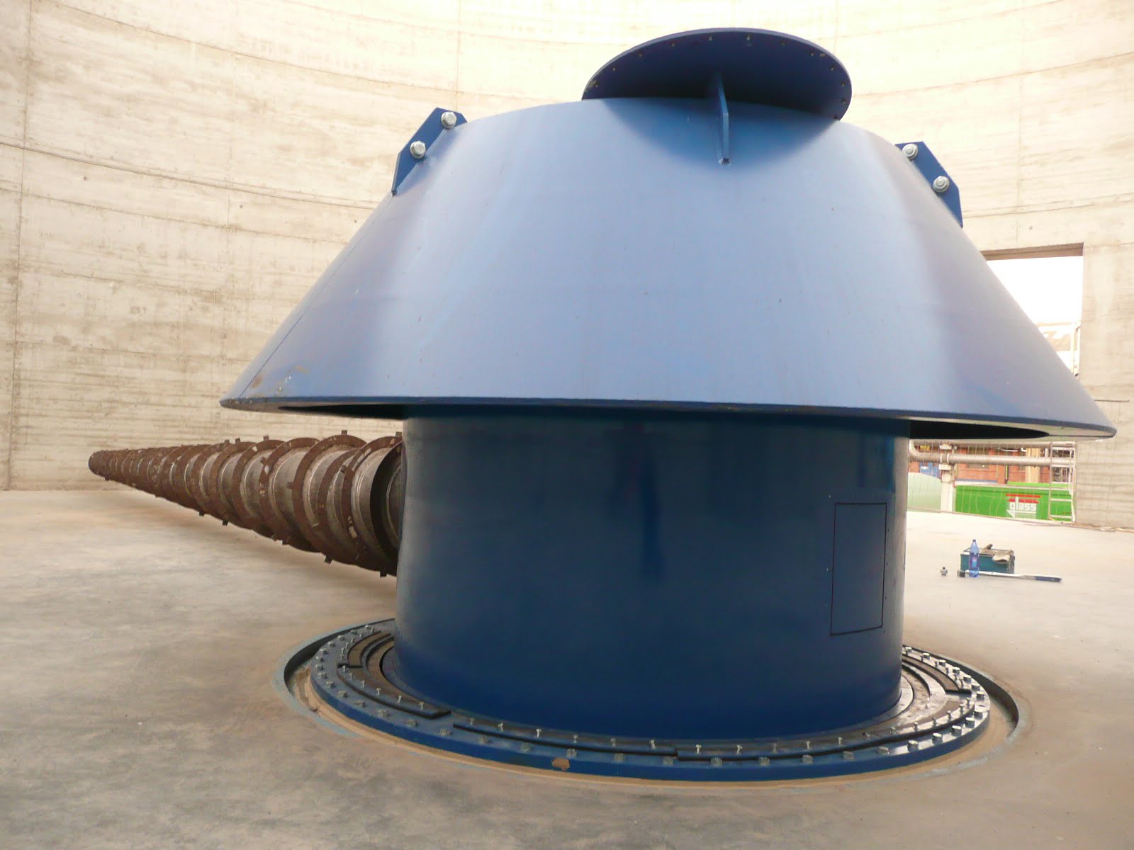 Close-up of a round silo discharge screw